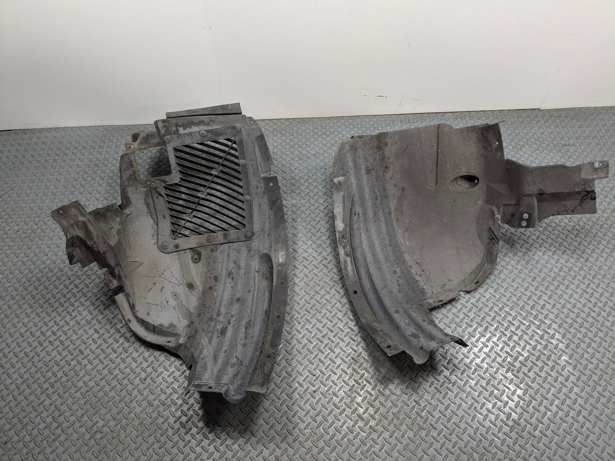 08 - 11 BMW X6 OEM FENDER LINER SPLASH SHIELD GUARD COVER FRONT LEFT DRIVER SIDE