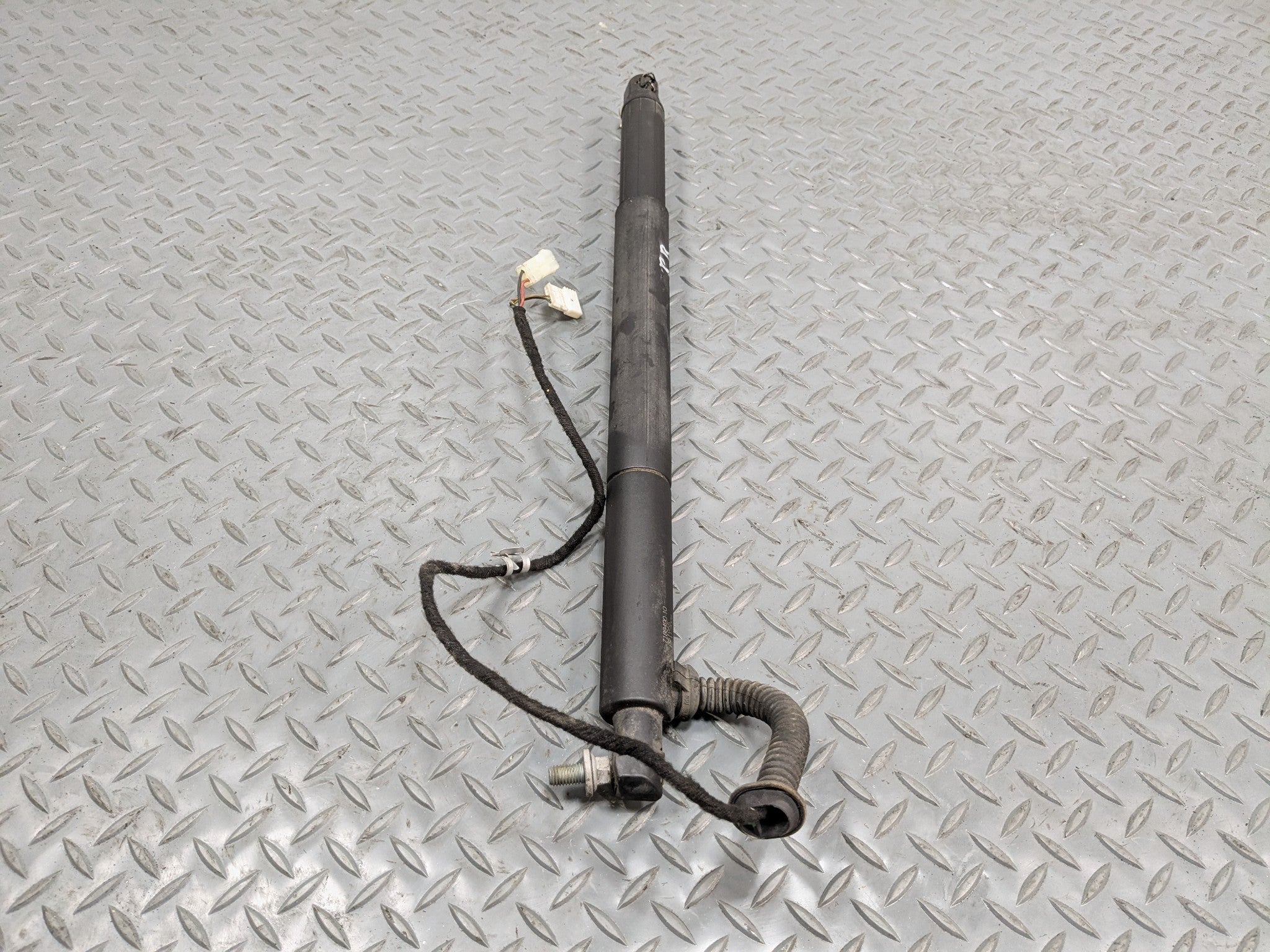 08 - 11 BMW X6 OEM HATCH ELECTRIC SHOCK STRUT REAR TAILGATE RIGHT PASSENGER SIDE