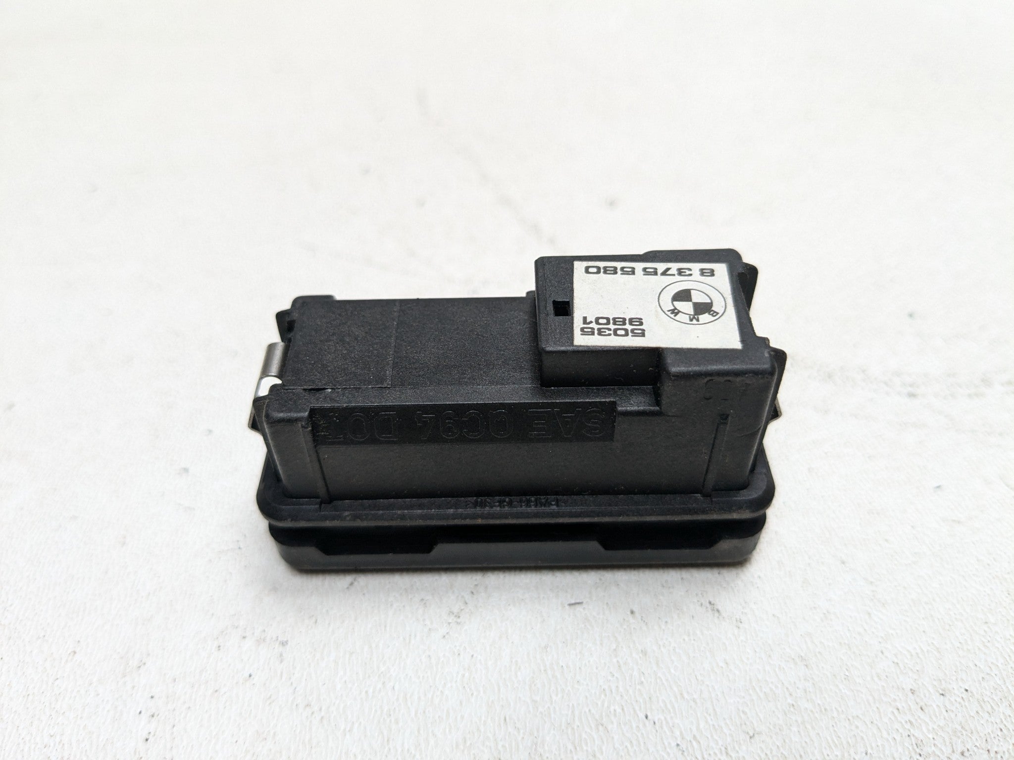 08 - 11 BMW X6 OEM REAR AUTOMATIC TRUNK LID OPEN CLOSE BUTTON SWITCH ASSEMBLY