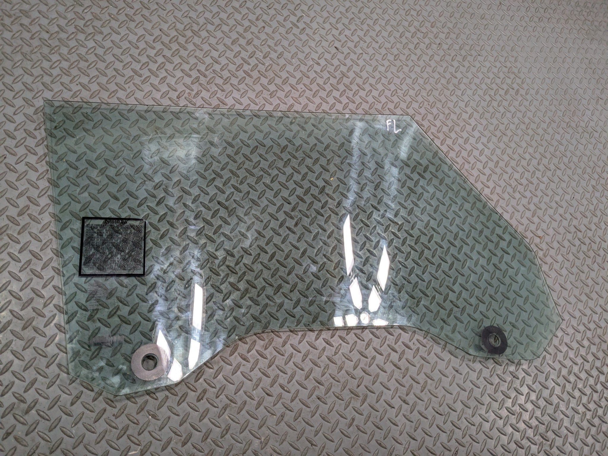 2013 - 2017 MINI COOPER OEM DOOR GLASS WINDOW LEFT FRONT DRIVER SIDE