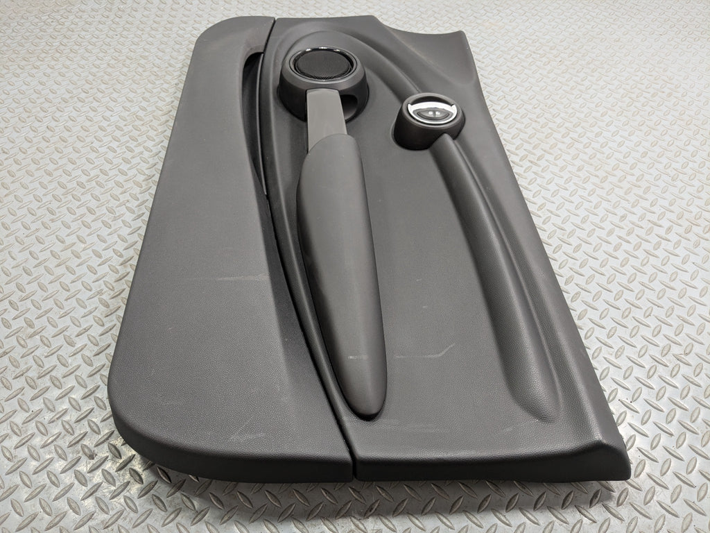 2013 - 2017 MINI COOPER OEM INTERIOR DOOR PANEL FRONT RIGHT PASSENGER SIDE BLACK
