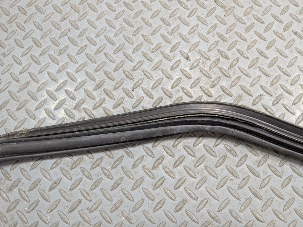2013 - 2017 MINI COOPER OEM WEATHER STRIP SEAL REAR TRUNK LID LIFTGATE RUBBER