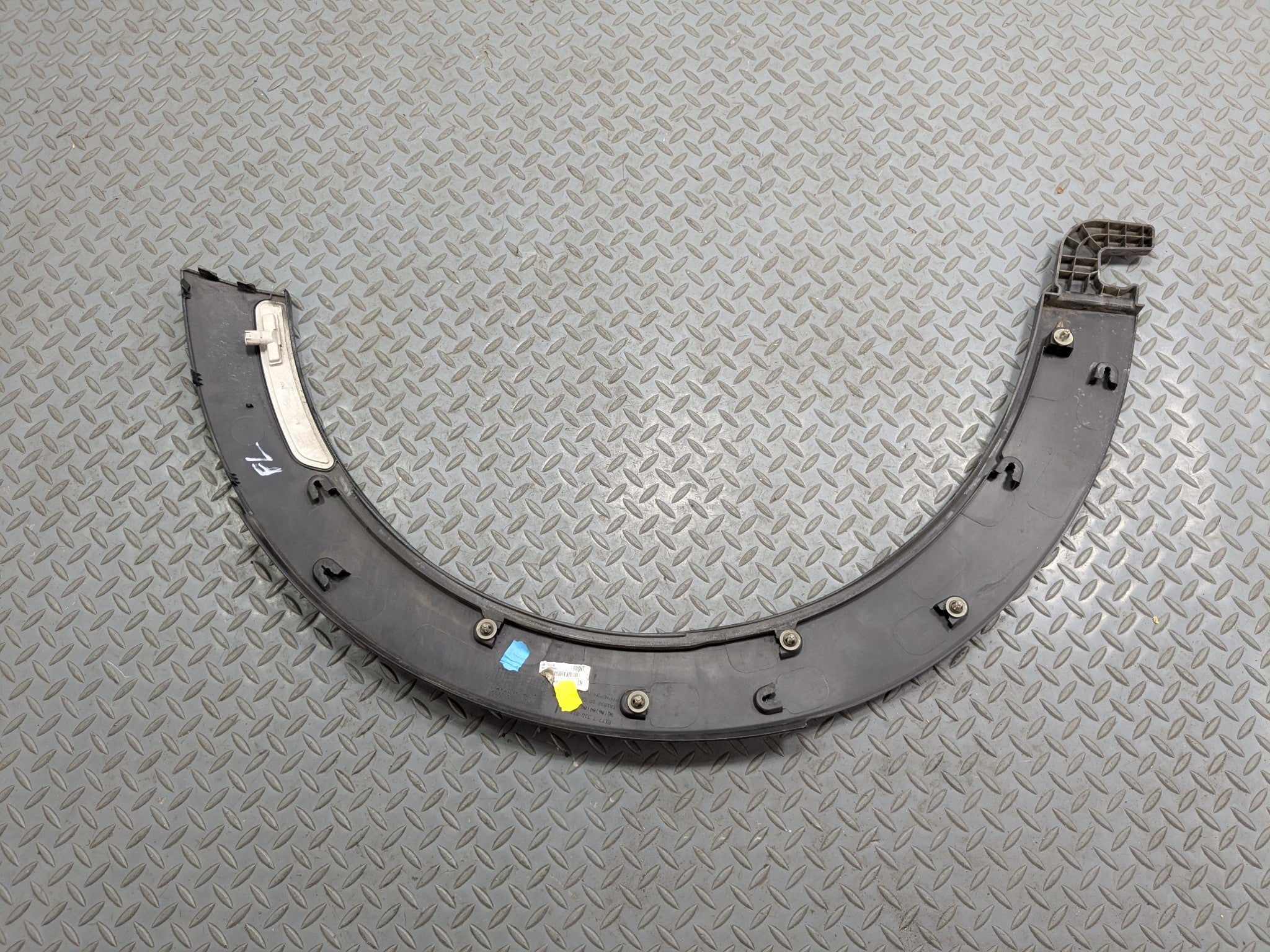 2013 - 2017 MINI COOPER OEM FENDER WHEEL ARCH FLARE MOLDING LEFT DRIVER FRONT