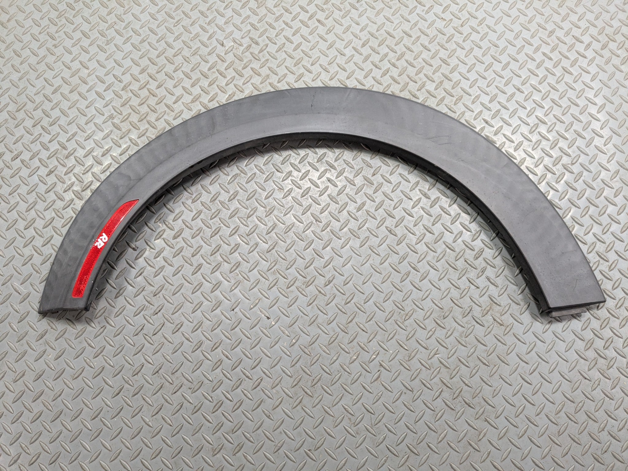 2013 - 2017 MINI COOPER OEM FENDER WHEEL ARCH FLARE MOLDING RIGHT PASSENGER REAR