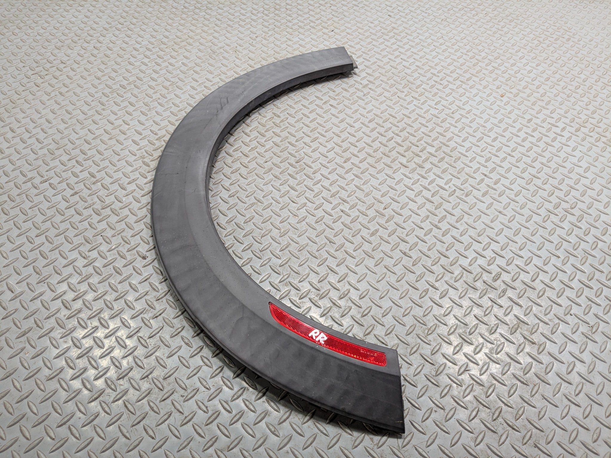 2013 - 2017 MINI COOPER OEM FENDER WHEEL ARCH FLARE MOLDING RIGHT PASSENGER REAR