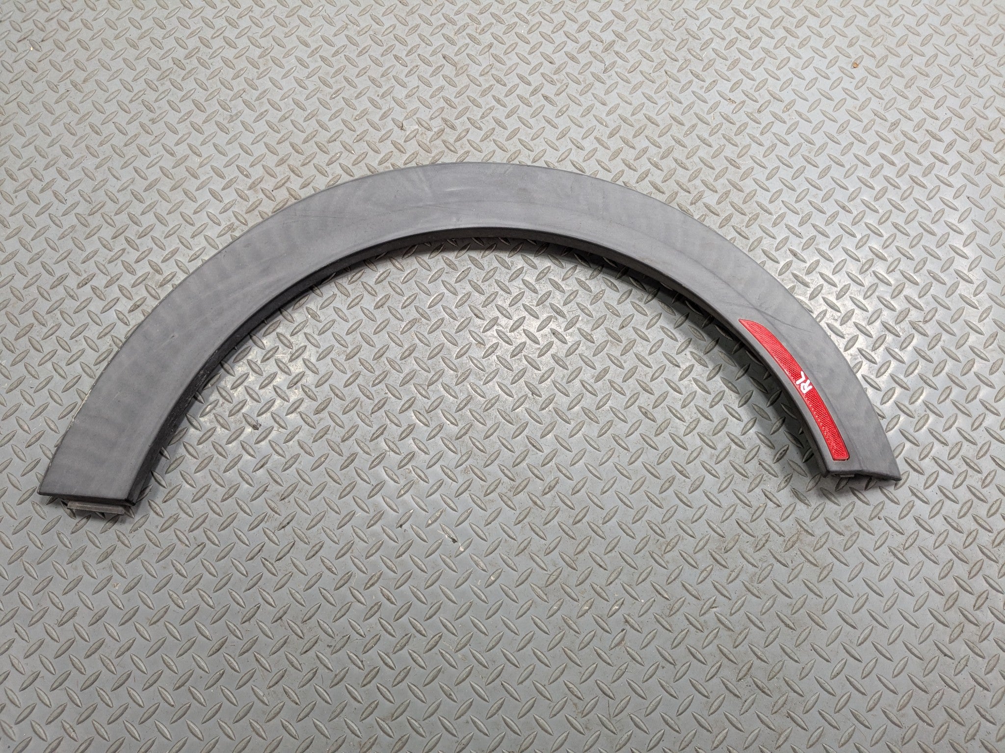 2013 - 2017 MINI COOPER OEM FENDER WHEEL ARCH FLARE MOLDING LEFT DRIVER REAR