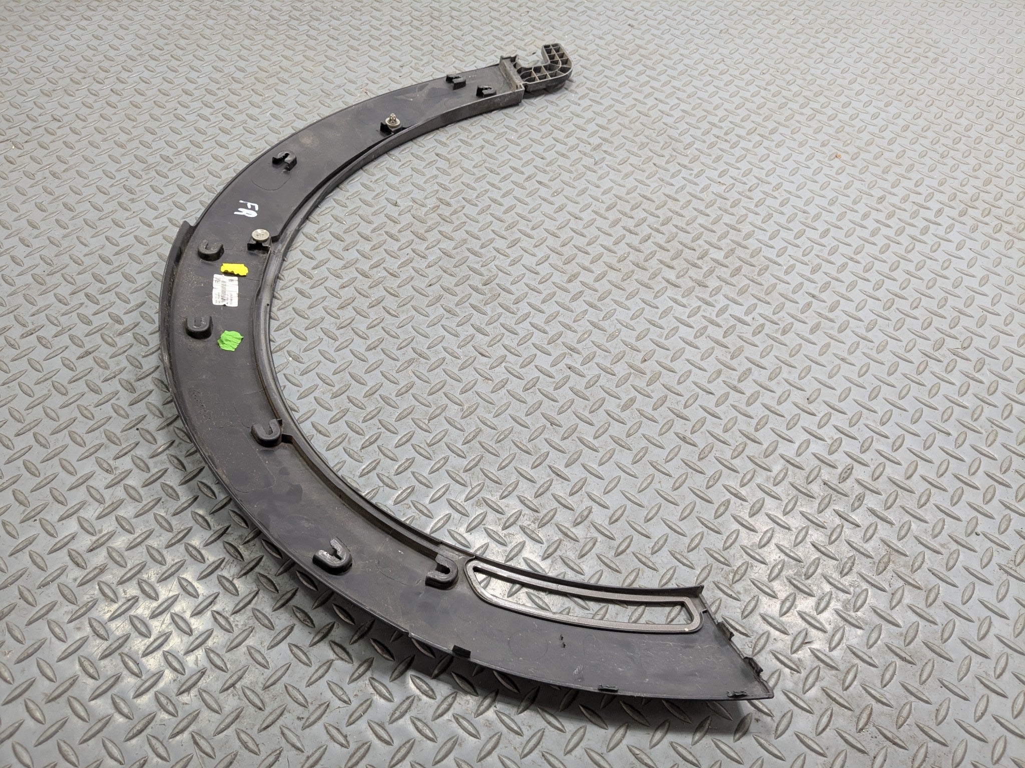 13 - 17 MINI COOPER OEM FENDER WHEEL ARCH FLARE MOLDING RIGHT PASSENGER FRONT