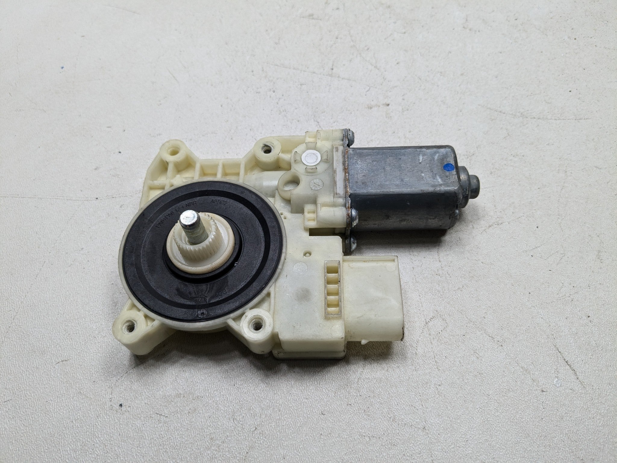 2013 - 2017 MINI COOPER OEM DOOR WINDOW REGULATOR MOTOR FRONT RIGHT PASSENGER