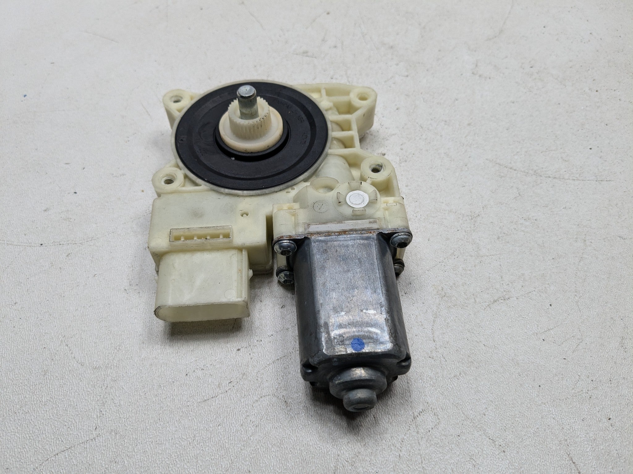 2013 - 2017 MINI COOPER OEM DOOR WINDOW REGULATOR MOTOR FRONT RIGHT PASSENGER