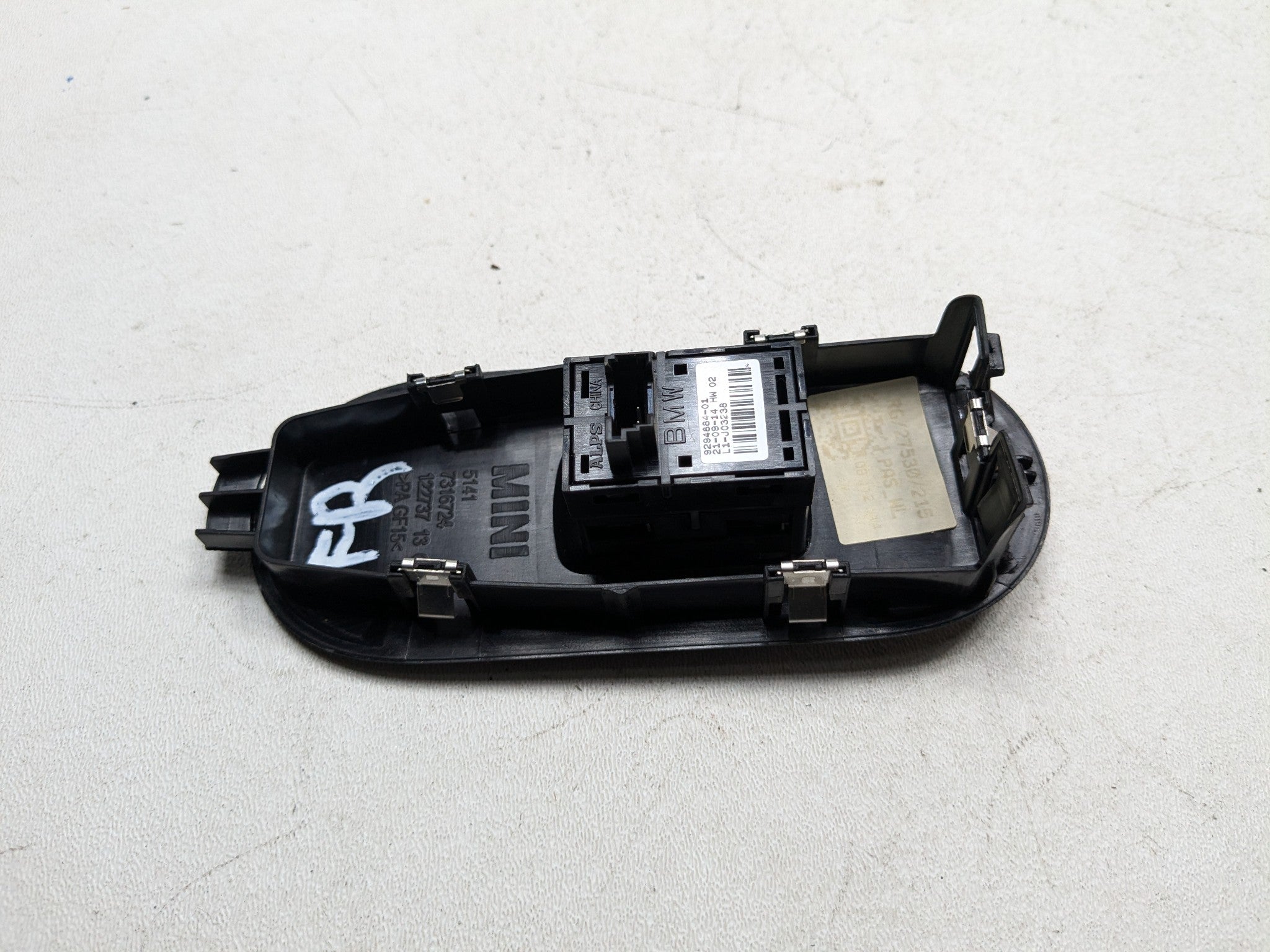 2013 - 2017 MINI COOPER OEM DOOR WINDOW POWER SWITCH FRONT RIGHT PASSENGER SIDE