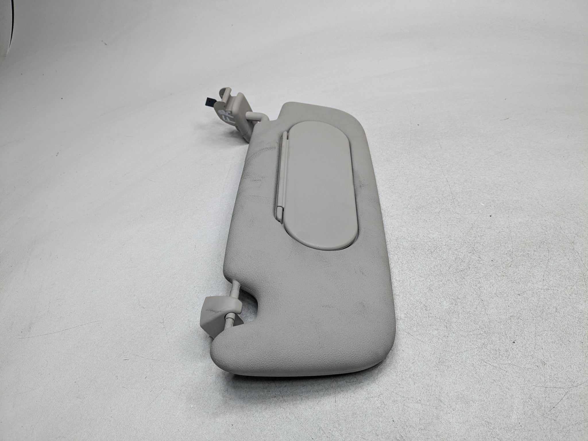 13 - 17 MINI COOPER OEM SUN VISOR INTERIOR UPPER ROOF FRONT RIGHT PASSENGER SIDE