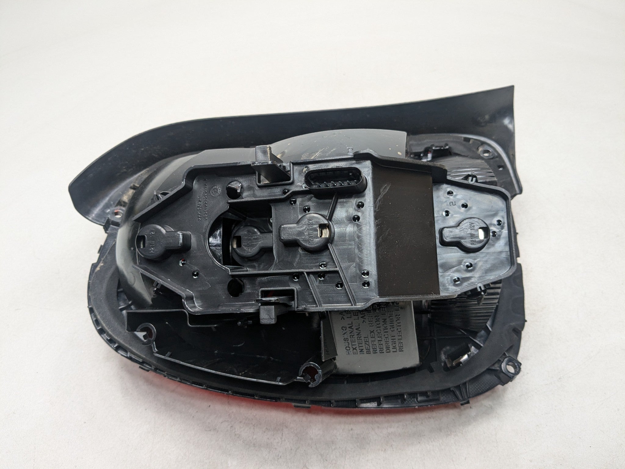 2013 - 2017 MINI COOPER OEM TAIL LIGHT ASSEMBLY REAR RIGHT PASSENGER SIDE