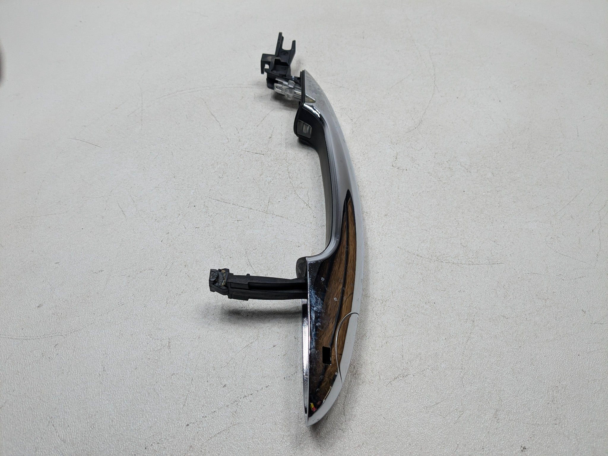 2013 - 2017 MINI COOPER OEM EXTERIOR DOOR HANDLE SILVER FRONT LEFT DRIVER SIDE