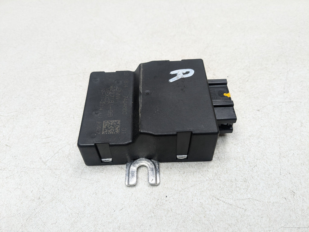 2013 - 2017 MINI COOPER OEM FUEL PUMP CONTROL MODULE UNIT REAR UNDER SEAT