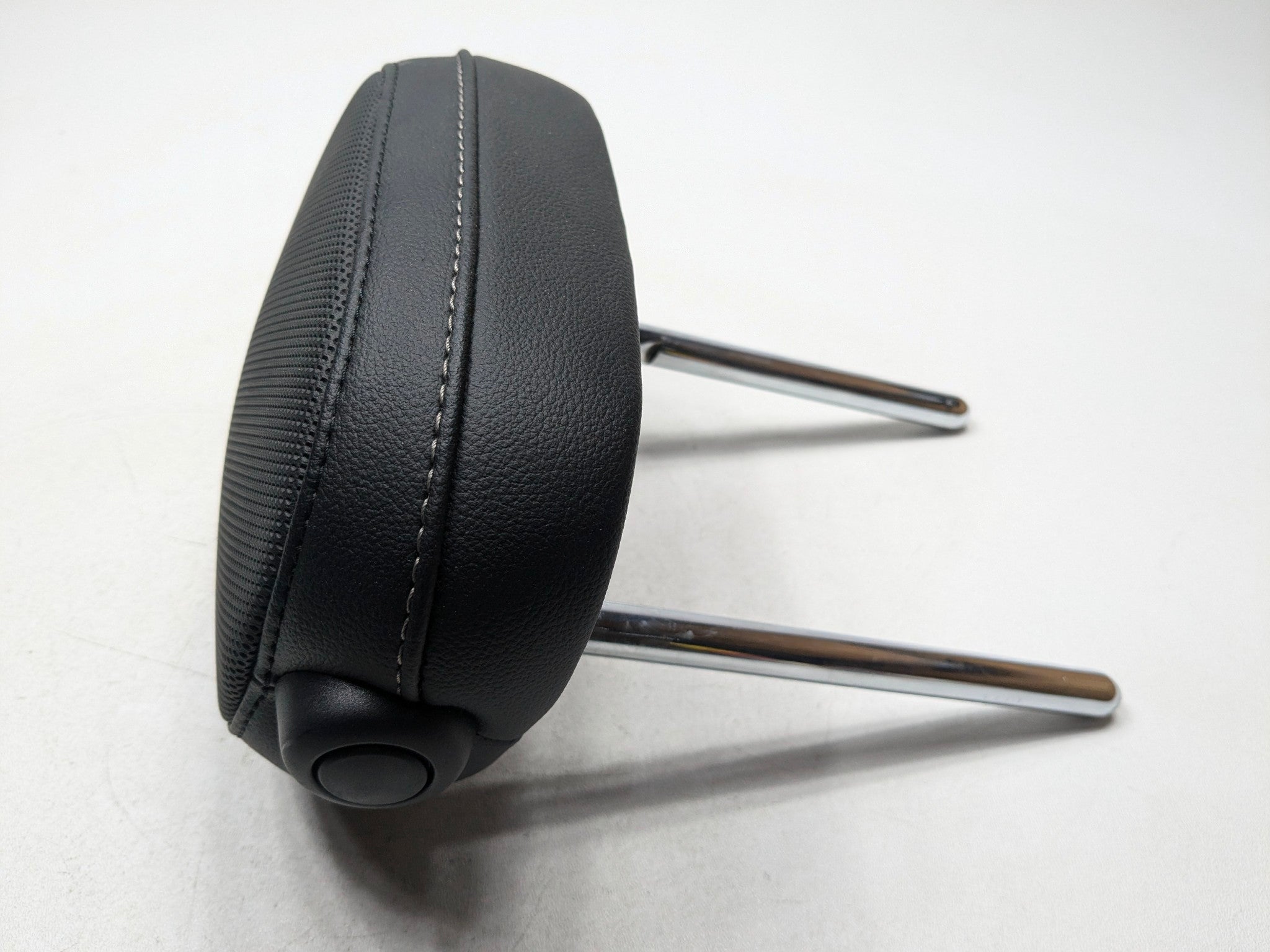 13 - 17 MINI COOPER OEM SEAT HEADREST LEATHER BLACK REAR RIGHT PASSENGER SIDE