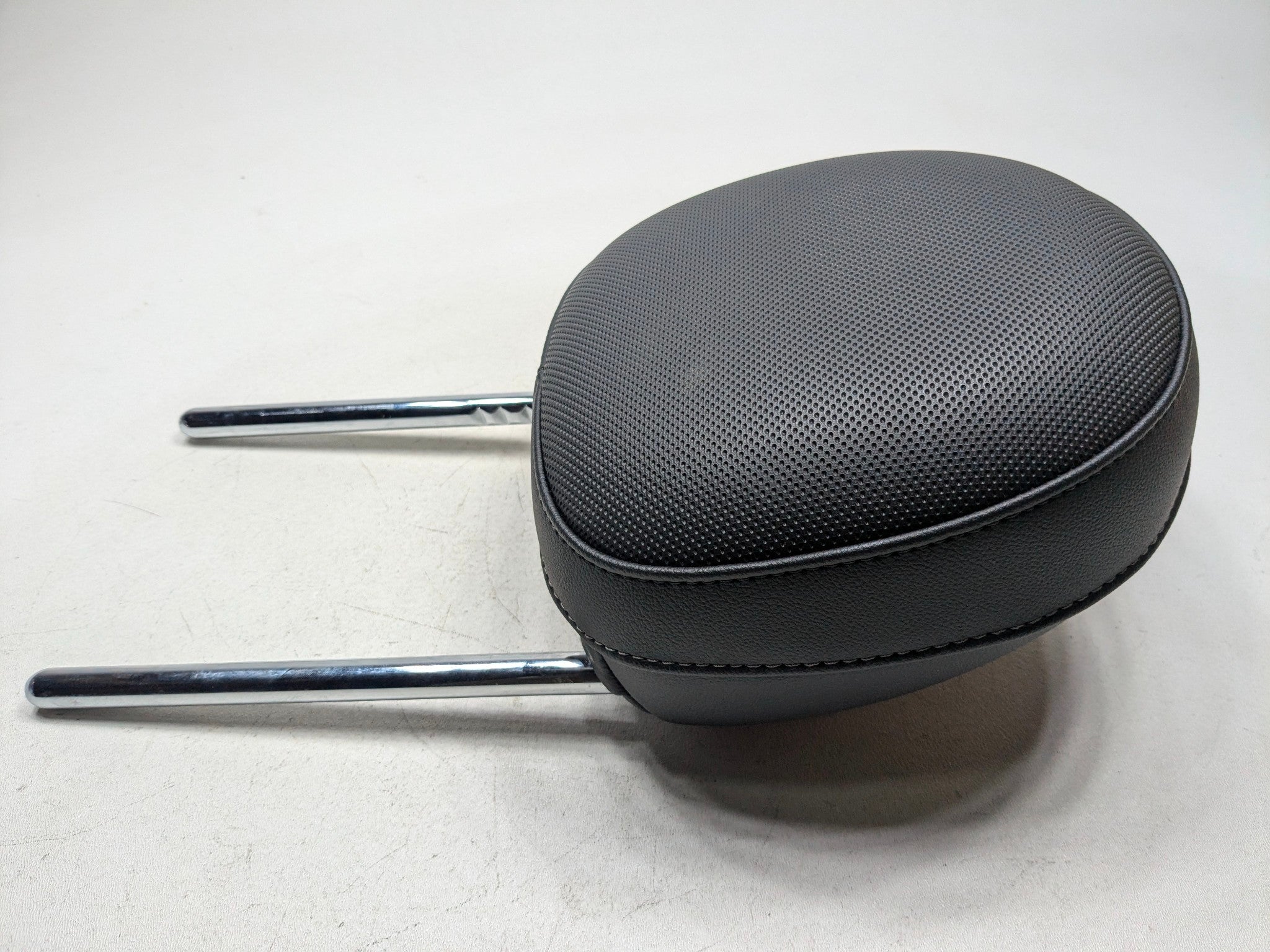 2013 - 2017 MINI COOPER OEM SEAT HEADREST LEATHER BLACK FRONT LEFT DRIVER SIDE