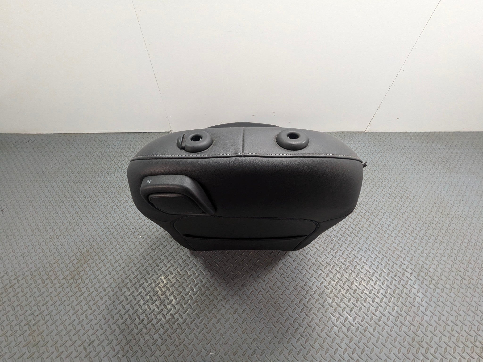 2013 - 2017 MINI COOPER OEM DRIVER SIDE SEAT ASSEMBLY BLACK LEATHER FRONT LEFT