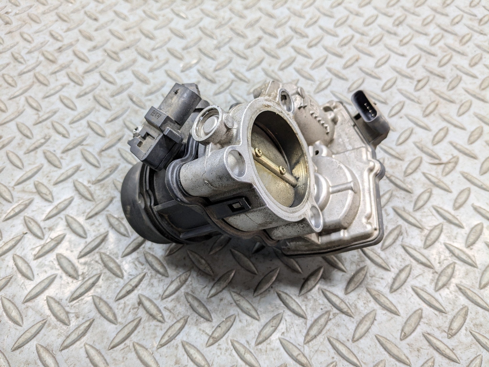 2013 - 2017 MINI COOPER OEM ENGINE MOTOR THROTTLE BODY