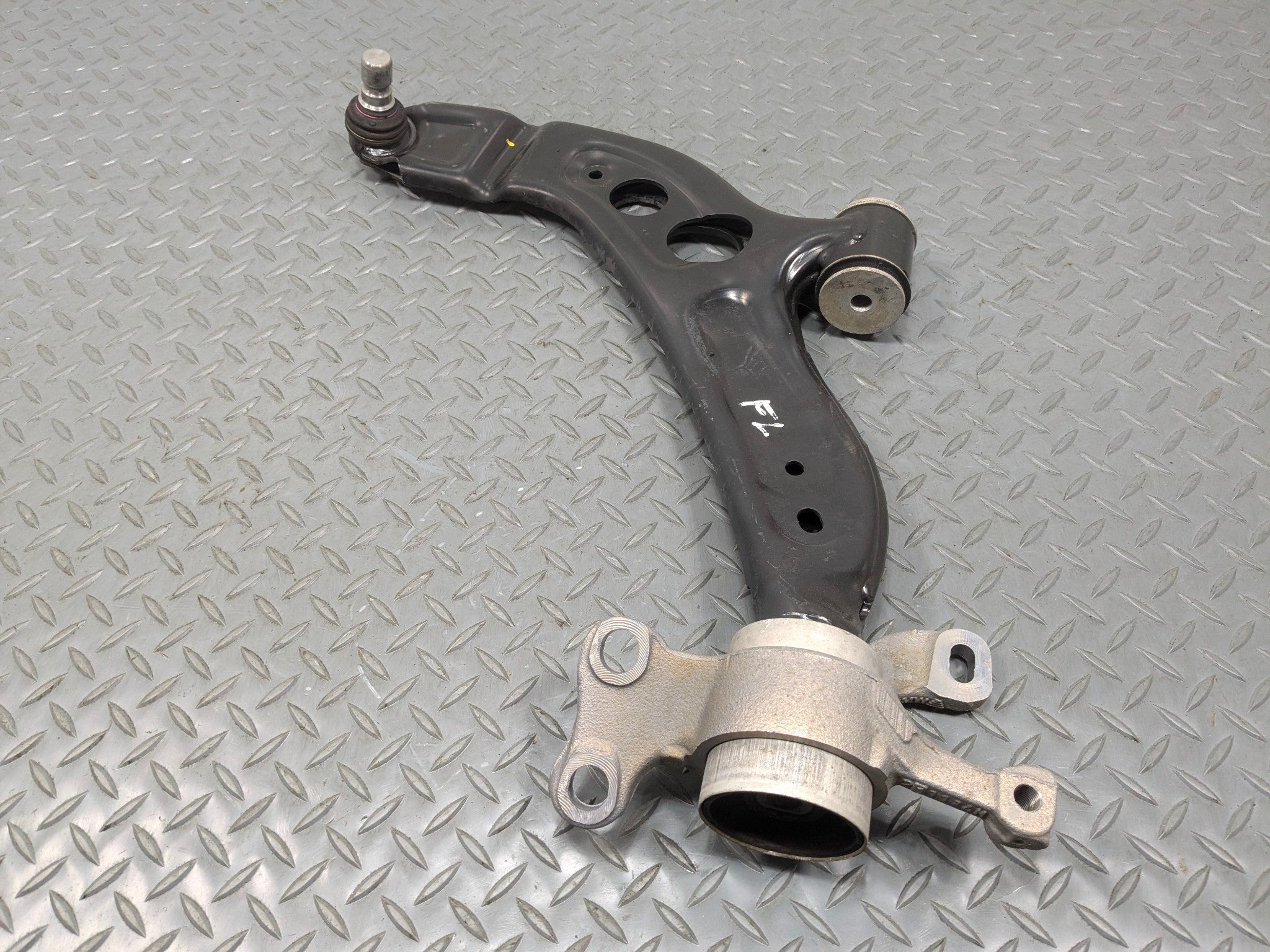 2013 - 2017 MINI COOPER OEM SUSPENSION LOWER CONTROL ARM FRONT LEFT DRIVER SIDE