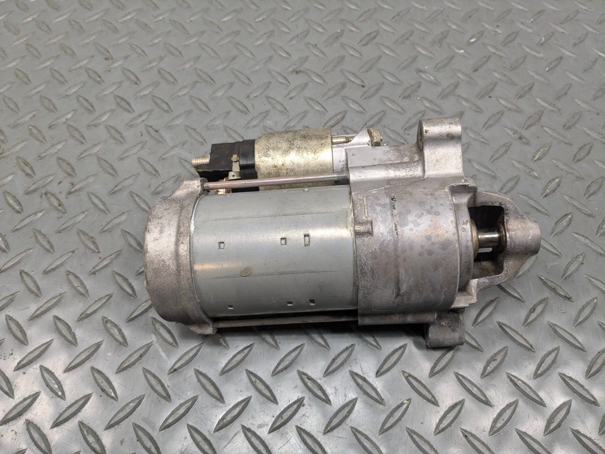 2013 - 2017 MINI COOPER OEM ENGINE STARTER MOTOR ASSEMBLY