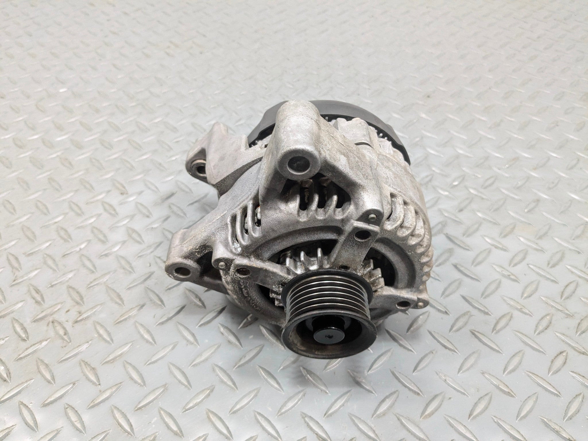 2013 - 2017 MINI COOPER OEM ALTERNATOR POWER GENERATOR ENGINE MOTOR ASSEMBLY