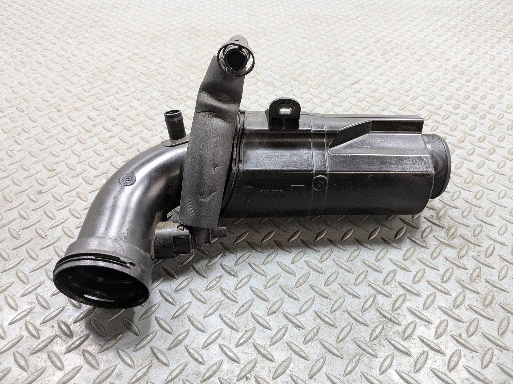 2013 - 2017 MINI COOPER OEM AIR INTAKE CLEANER HOSE TUBE RESONATOR