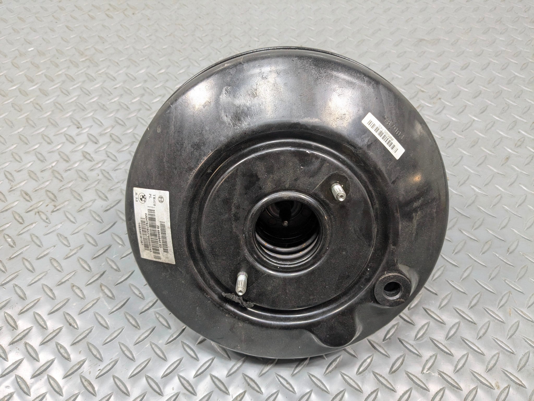 2013 - 2017 MINI COOPER OEM POWER BRAKE BOOSTER ASSEMBLY WITHOUT MASTER CYLINDER