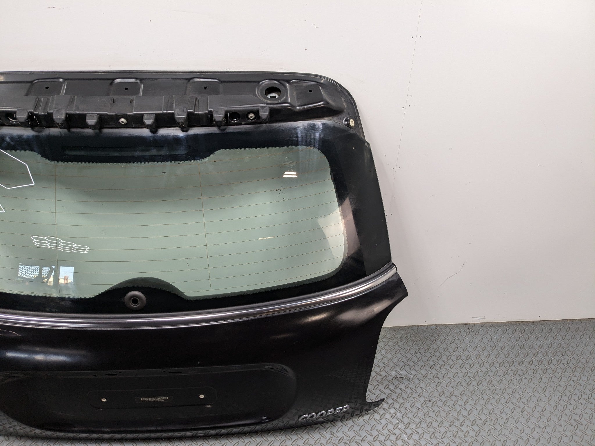 2013 - 2017 MINI COOPER OEM REAR LIFTGATE SHELL PANEL WITH GLASS BLACK