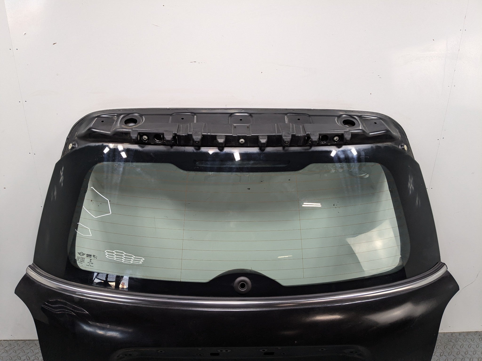 2013 - 2017 MINI COOPER OEM REAR LIFTGATE SHELL PANEL WITH GLASS BLACK