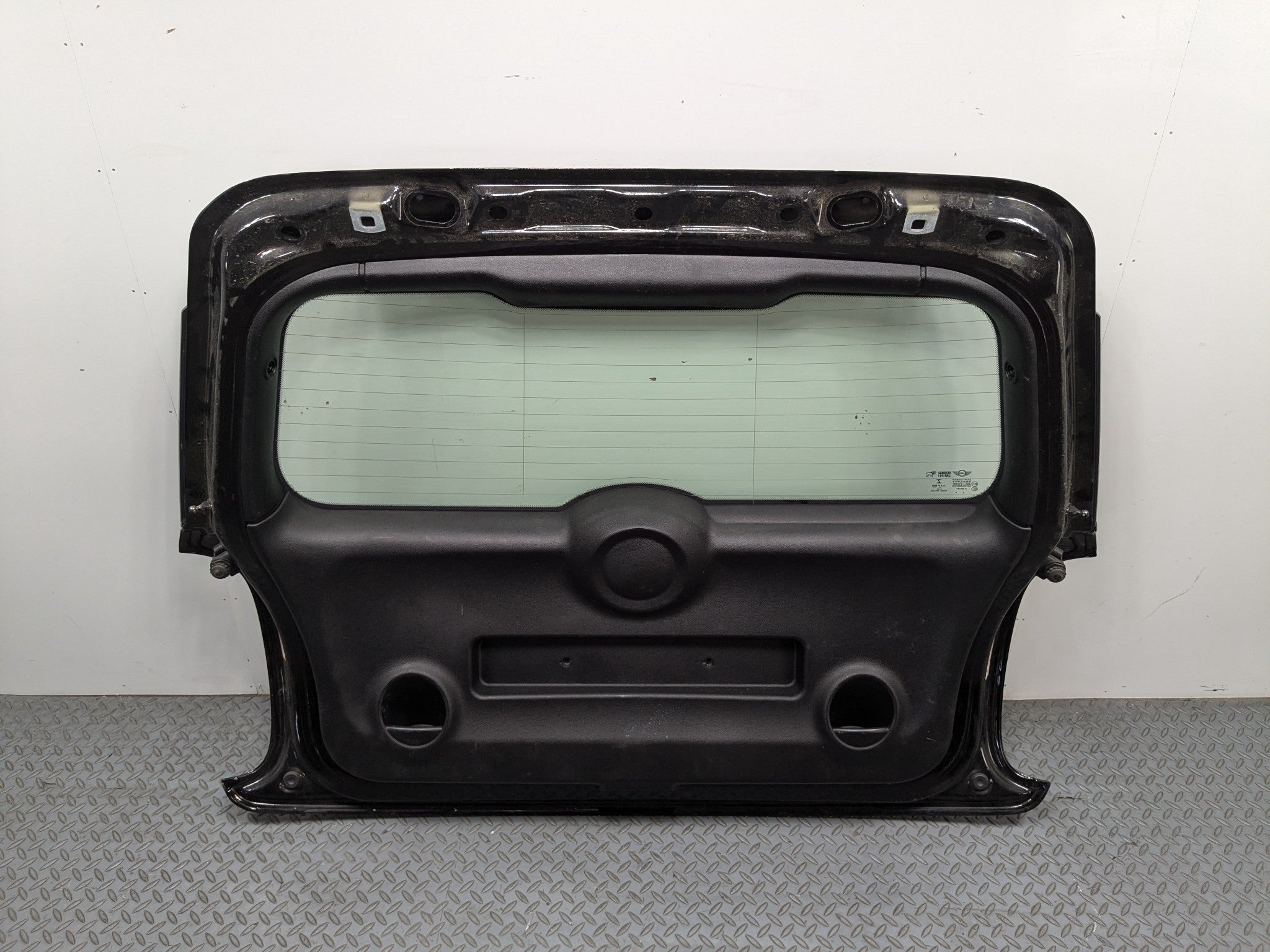 2013 - 2017 MINI COOPER OEM REAR LIFTGATE SHELL PANEL WITH GLASS BLACK