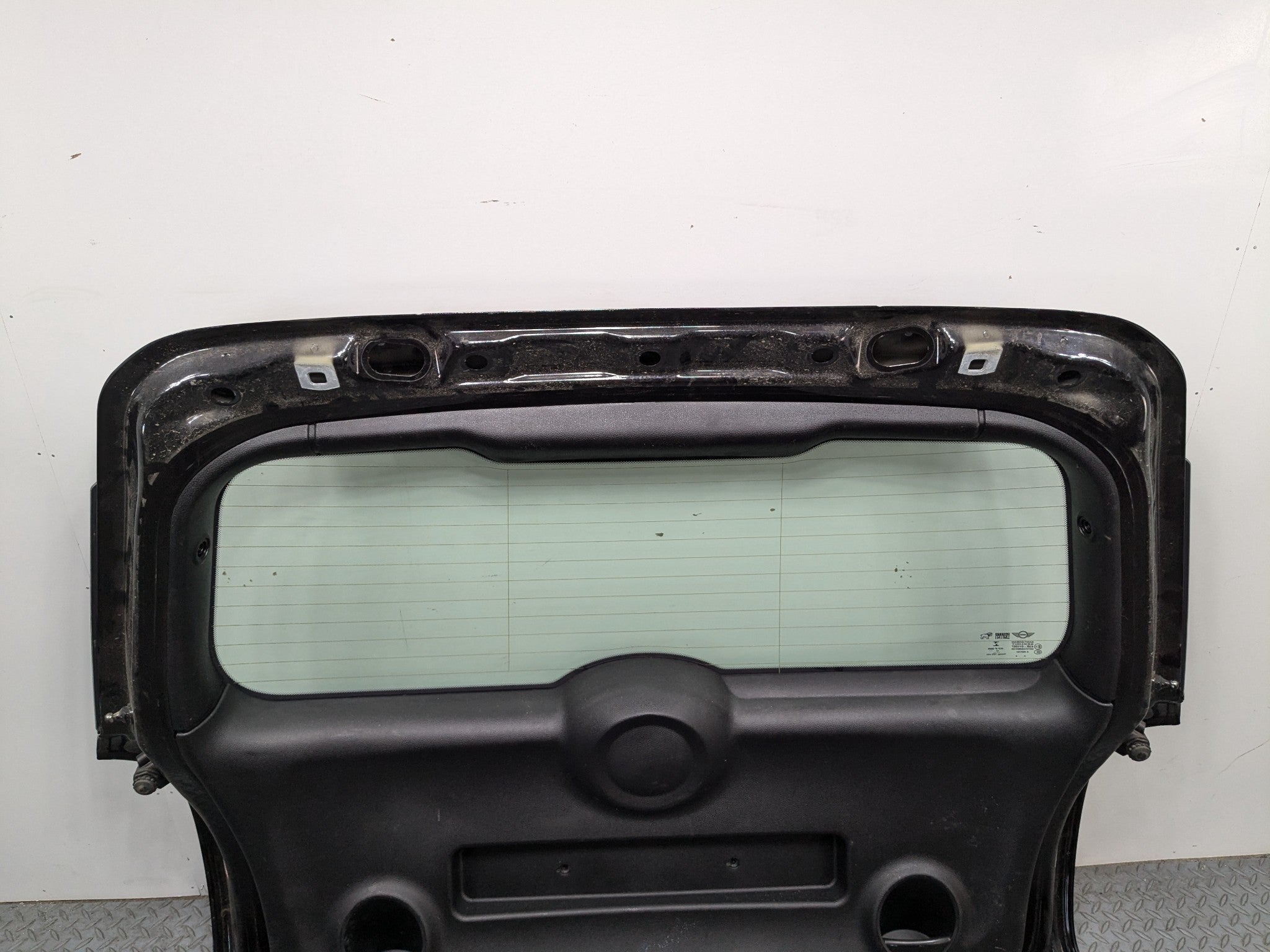 2013 - 2017 MINI COOPER OEM REAR LIFTGATE SHELL PANEL WITH GLASS BLACK