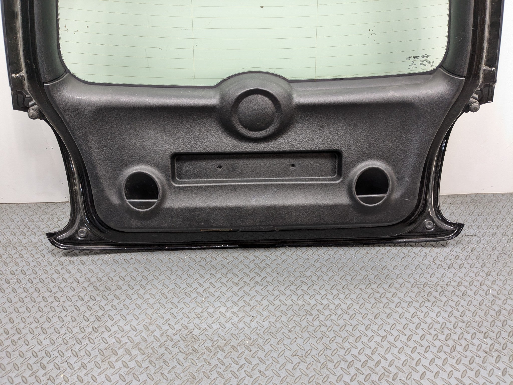 2013 - 2017 MINI COOPER OEM REAR LIFTGATE SHELL PANEL WITH GLASS BLACK