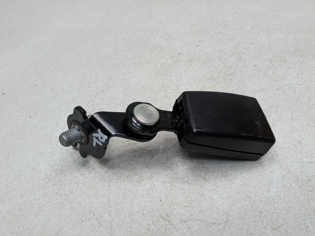 2013 - 2017 MINI COOPER OEM SEAT BELT BUCKLE REAR LEFT DRIVER SIDE BLACK