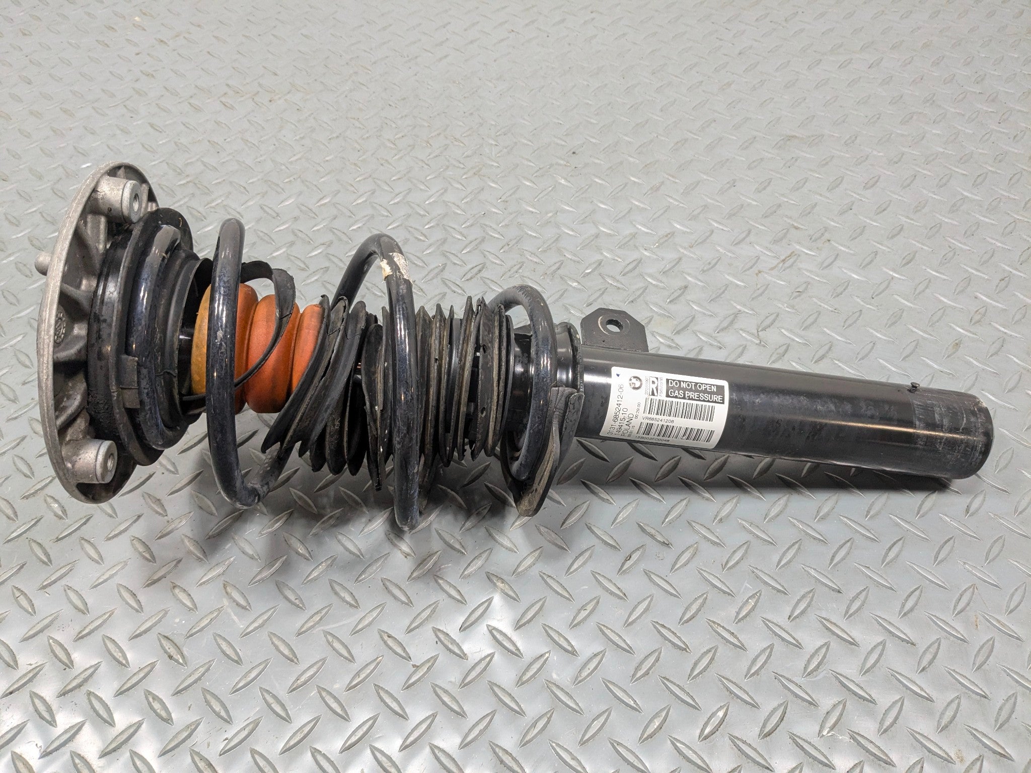 2013 - 2017 MINI COOPER OEM SHOCK ABSORBER STRUT FRONT RIGHT PASSENGER SIDE