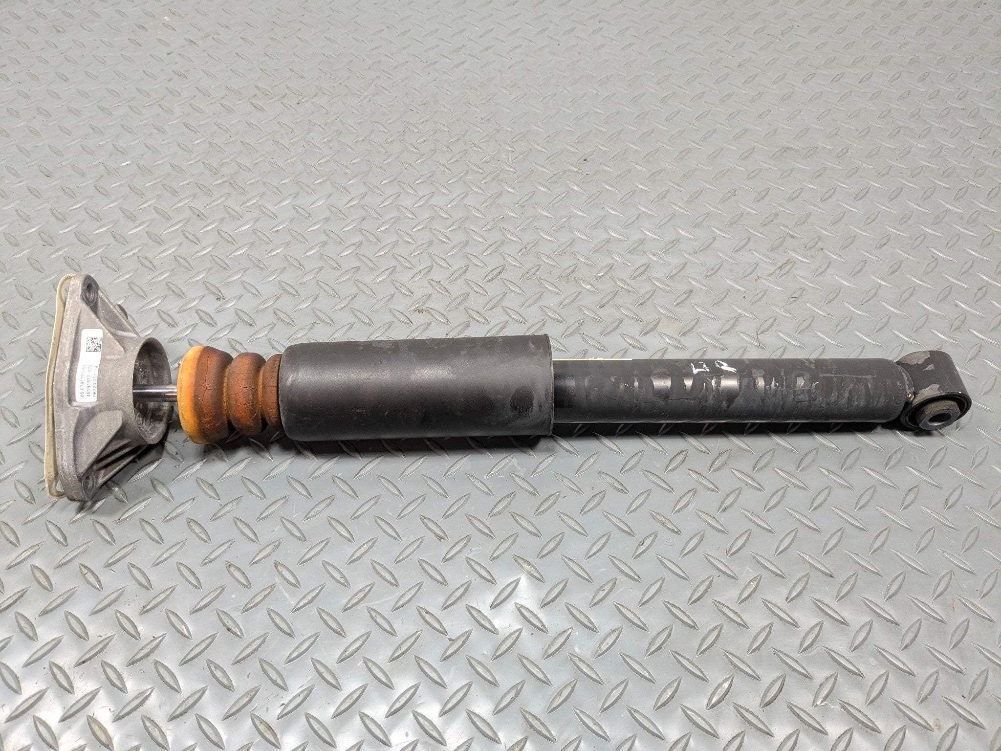2013 - 2017 MINI COOPER OEM SHOCK ABSORBER STRUT REAR RIGHT PASSENGER SIDE