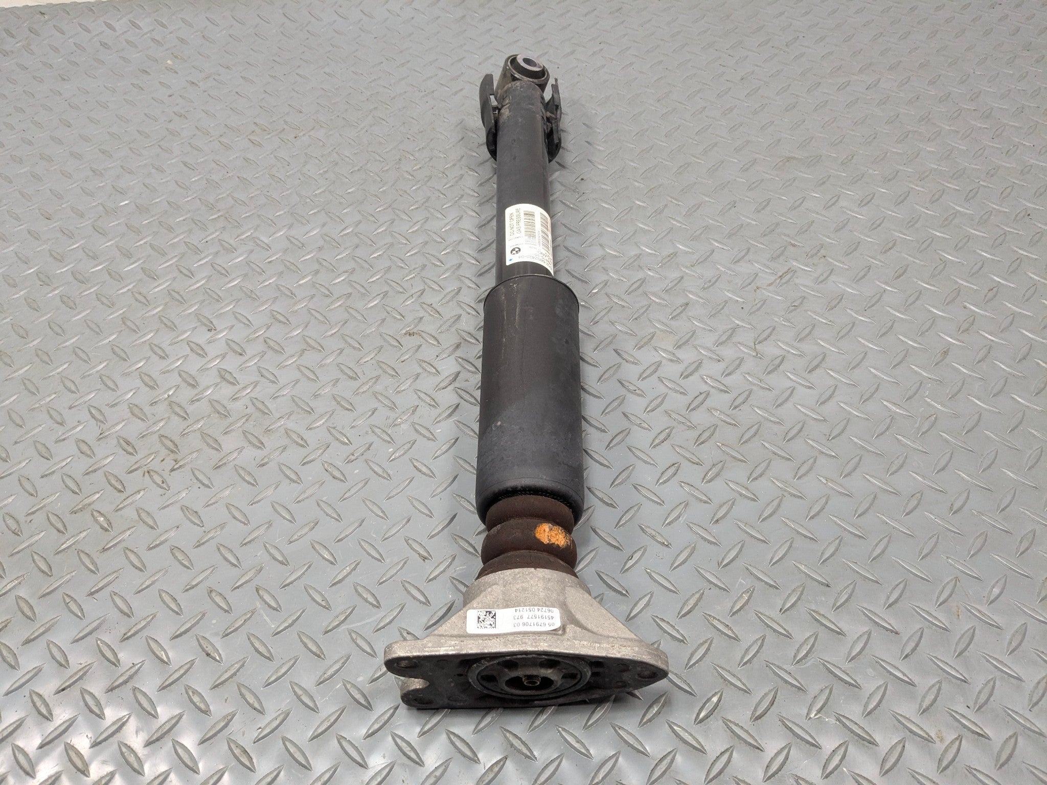 2013 - 2017 MINI COOPER OEM SHOCK ABSORBER STRUT REAR LEFT DRIVER SIDE