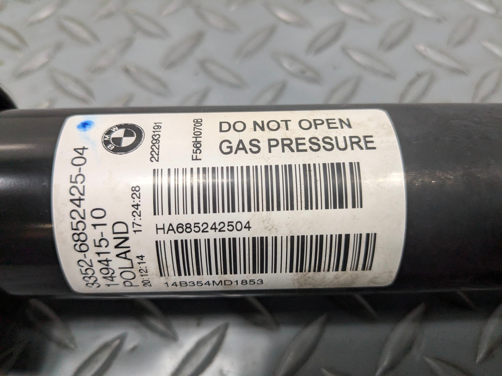 2013 - 2017 MINI COOPER OEM SHOCK ABSORBER STRUT REAR LEFT DRIVER SIDE