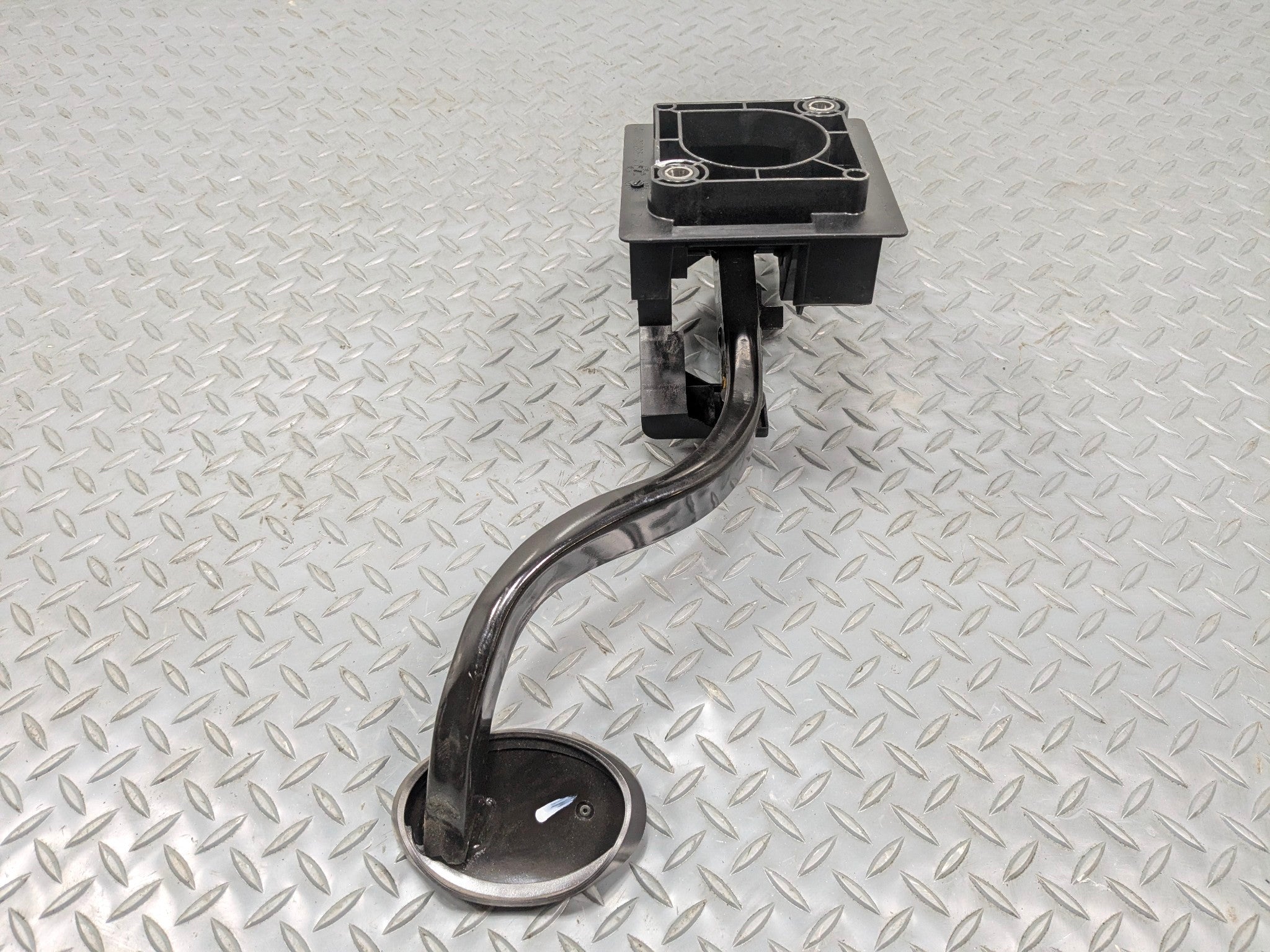 2013 - 2017 MINI COOPER OEM FOOT STOP BRAKE PEDAL ASSEMBLY WITH BRACKET