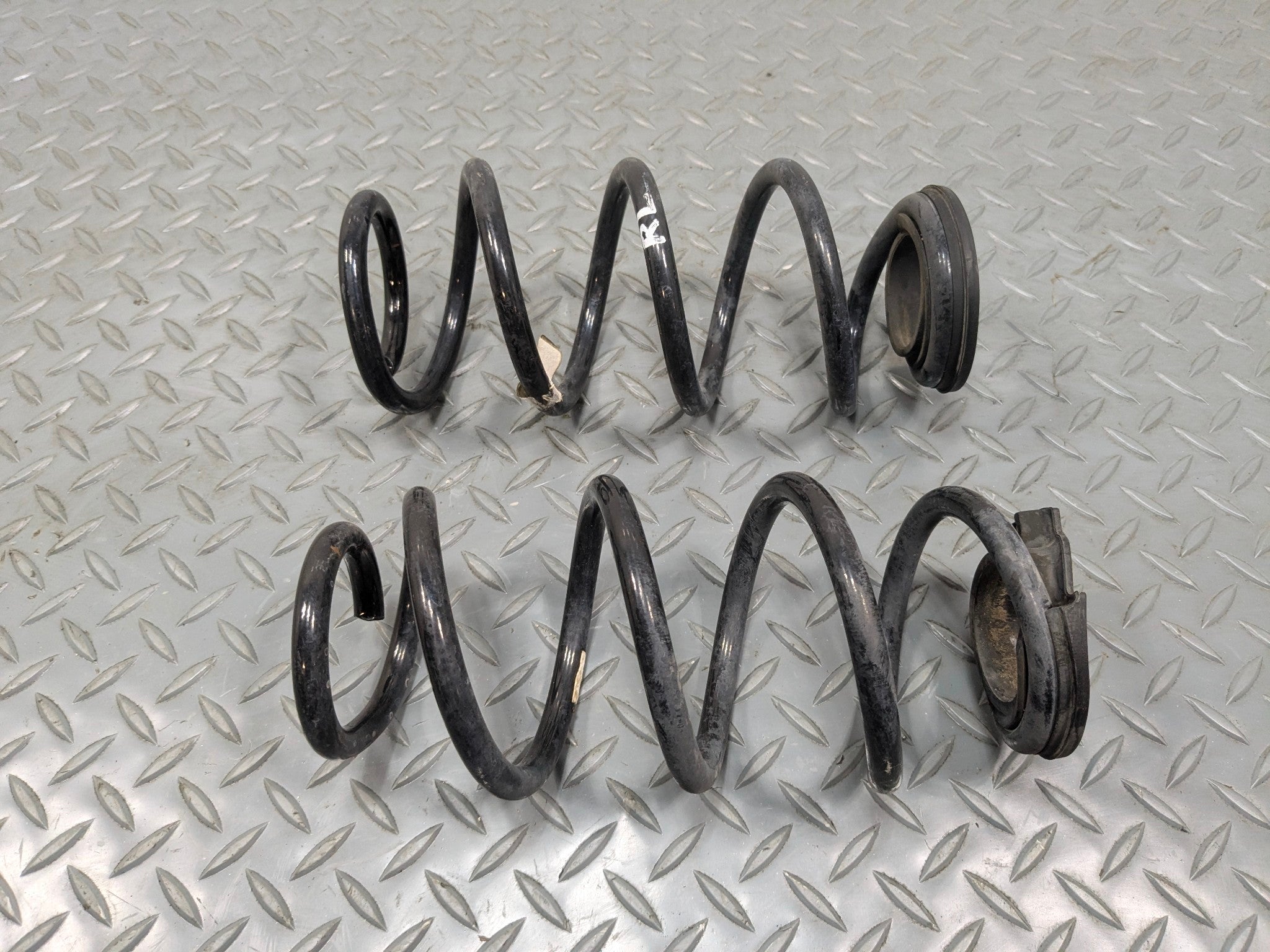 2013 - 2017 MINI COOPER OEM SUSPENSION COIL AIR SPRING SET REAR LEFT AND RIGHT