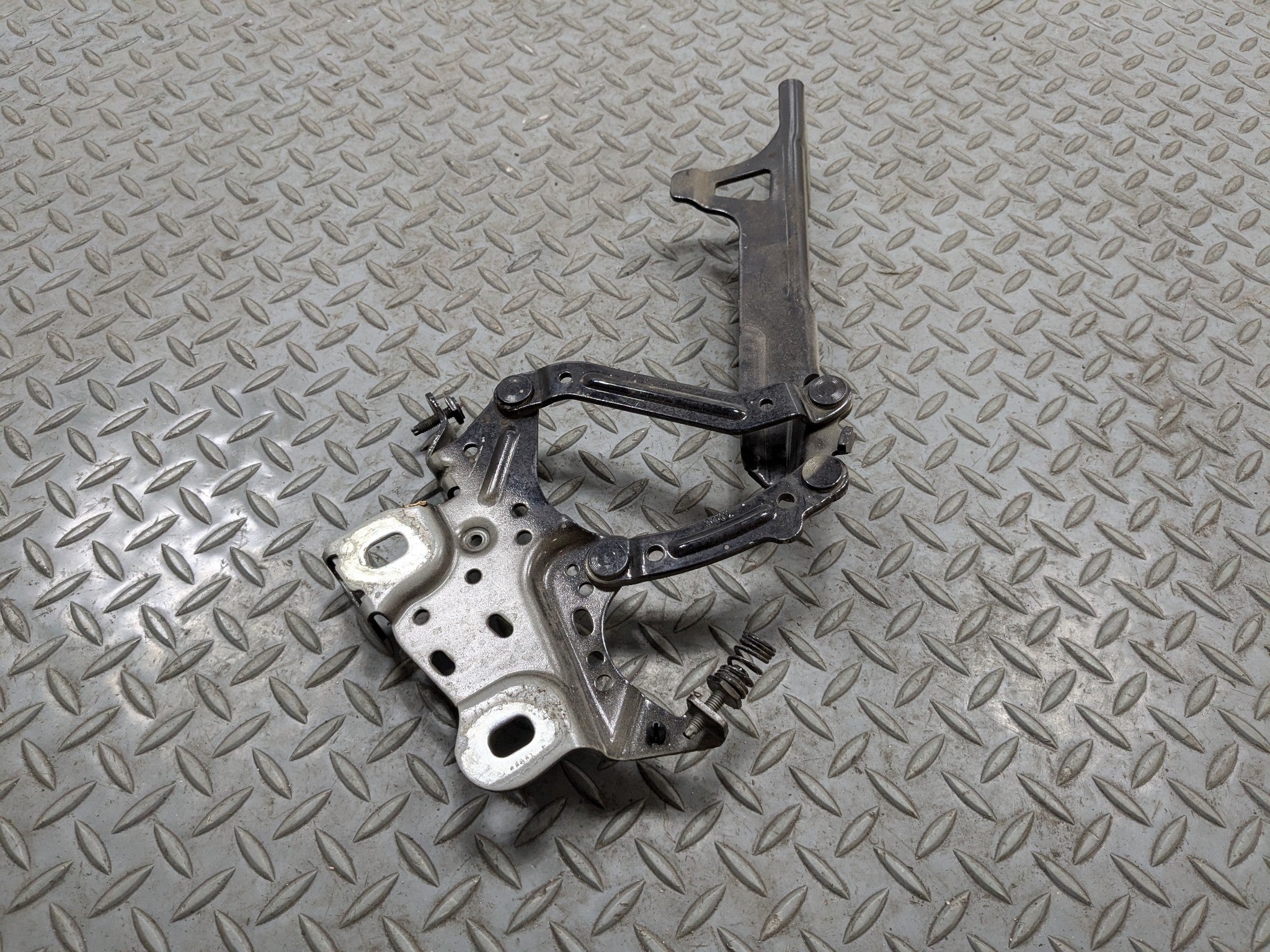 2013 - 2017 MINI COOPER OEM HOOD BONNET HINGE FRONT LEFT DRIVER SIDE