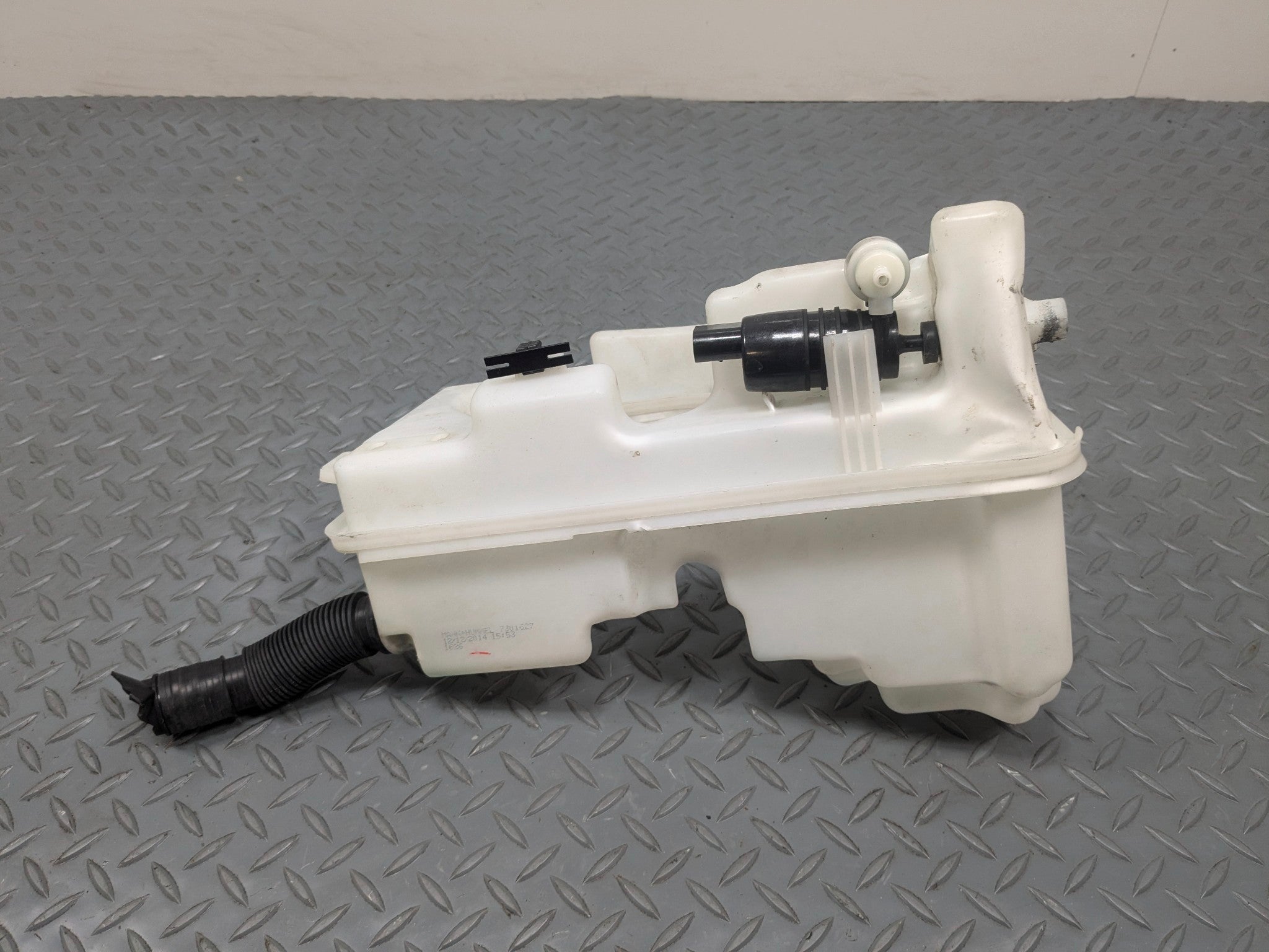 2013 - 2017 MINI COOPER OEM WINDSHIELD WASHER BOTTLE FLUID RESERVOIR TANK