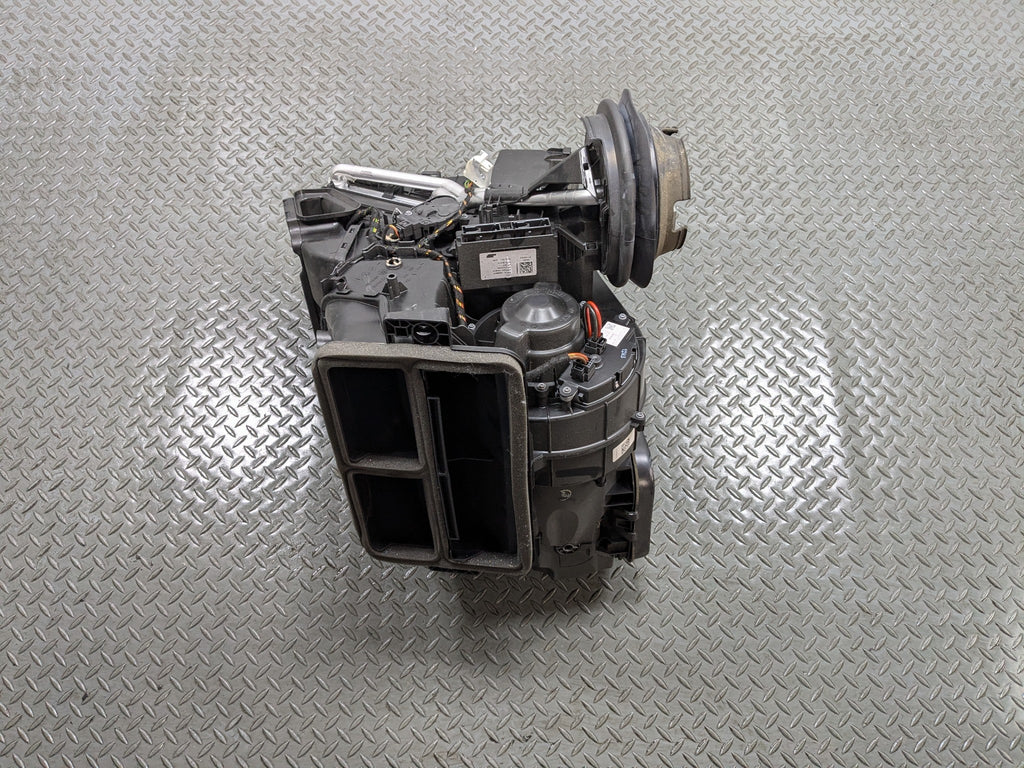 2013 - 2017 MINI COOPER OEM CLIMATE AC HEATER ASSEMBLY BLOWER HOUSING BOX