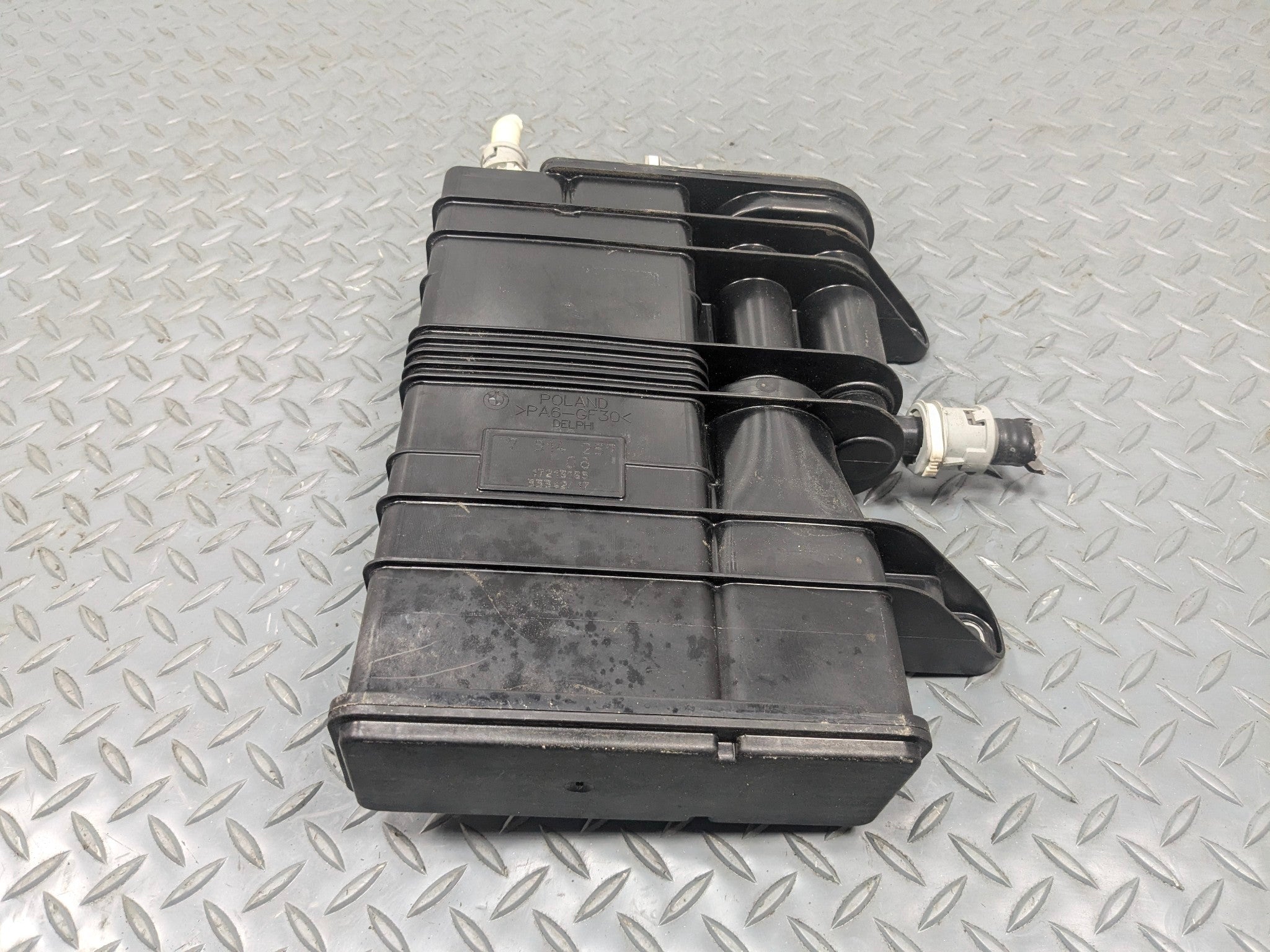 2013 - 2017 MINI COOPER OEM FUEL VAPOR GAS CHARCOAL EVAPORATOR CANISTER