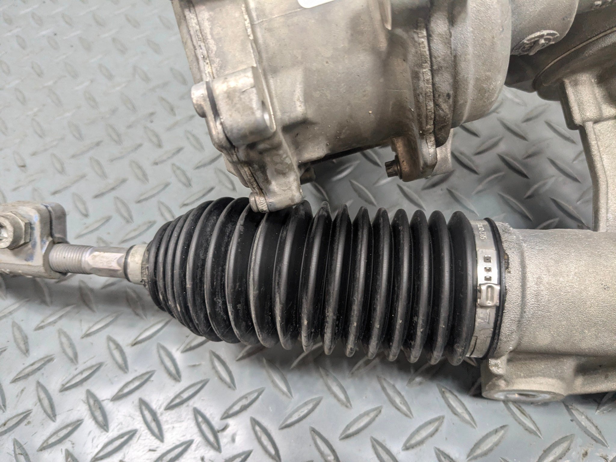 2013 - 2017 MINI COOPER OEM POWER STEERING GEAR RACK & PINION ASSEMBLY