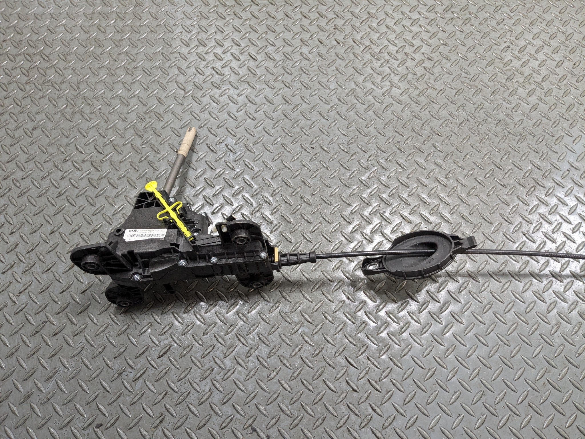 2013 - 2017 MINI COOPER OEM AUTO TRANSMISSION FLOOR SHIFTER GEAR SELECTOR
