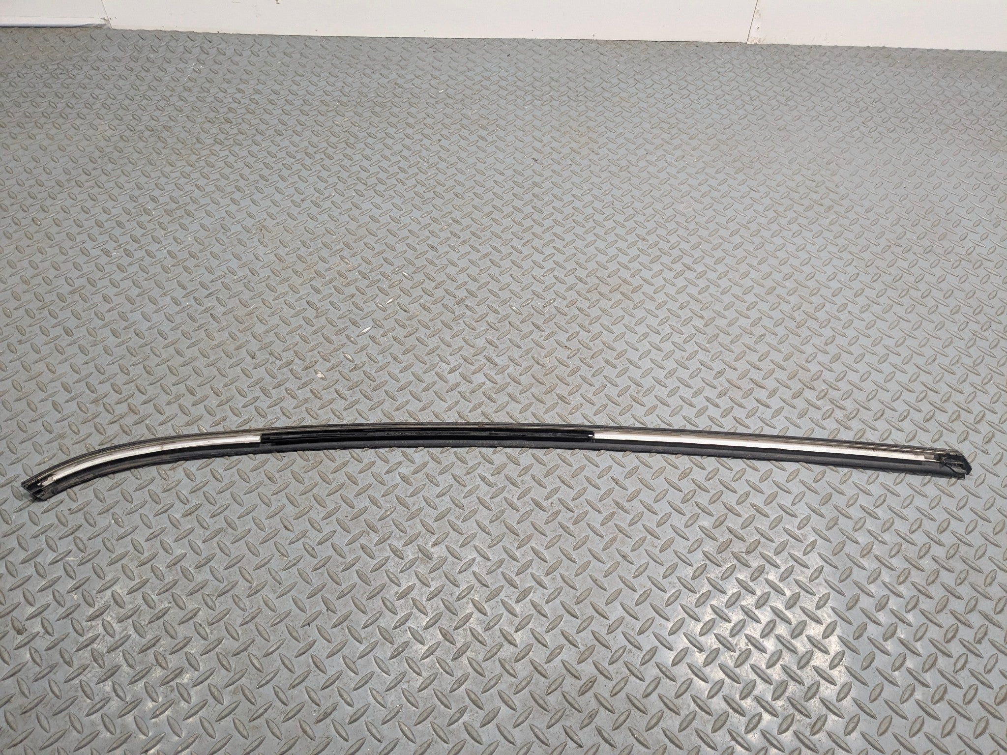 2013 - 2017 MINI COOPER OEM QUARTER PANEL BELT MOLDING REAR RIGHT PASSENGER SIDE