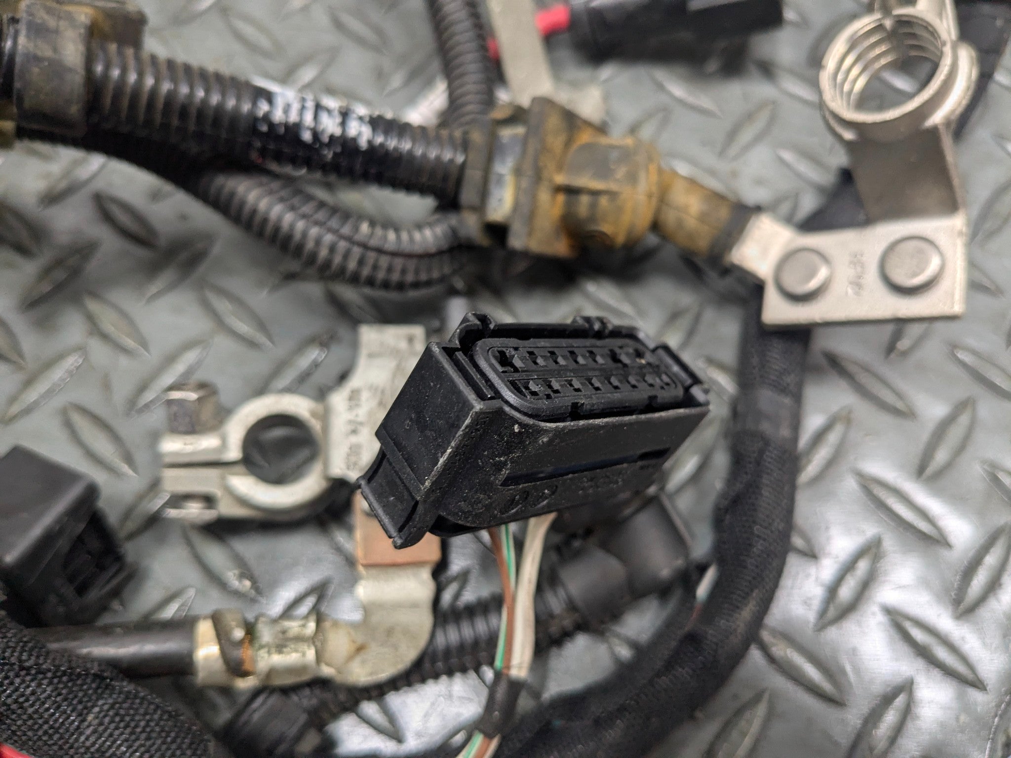 2013 - 2017 MINI COOPER OEM INTERIOR ENGINE WIRE HARNESS CABLE AND CONNECTOR