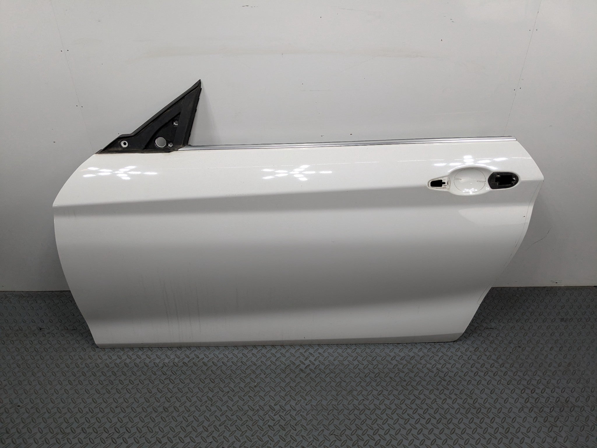 2014 - 2016 BMW 228I OEM DOOR SHELL PANEL ALPINE WHITE FRONT LEFT DRIVER SIDE