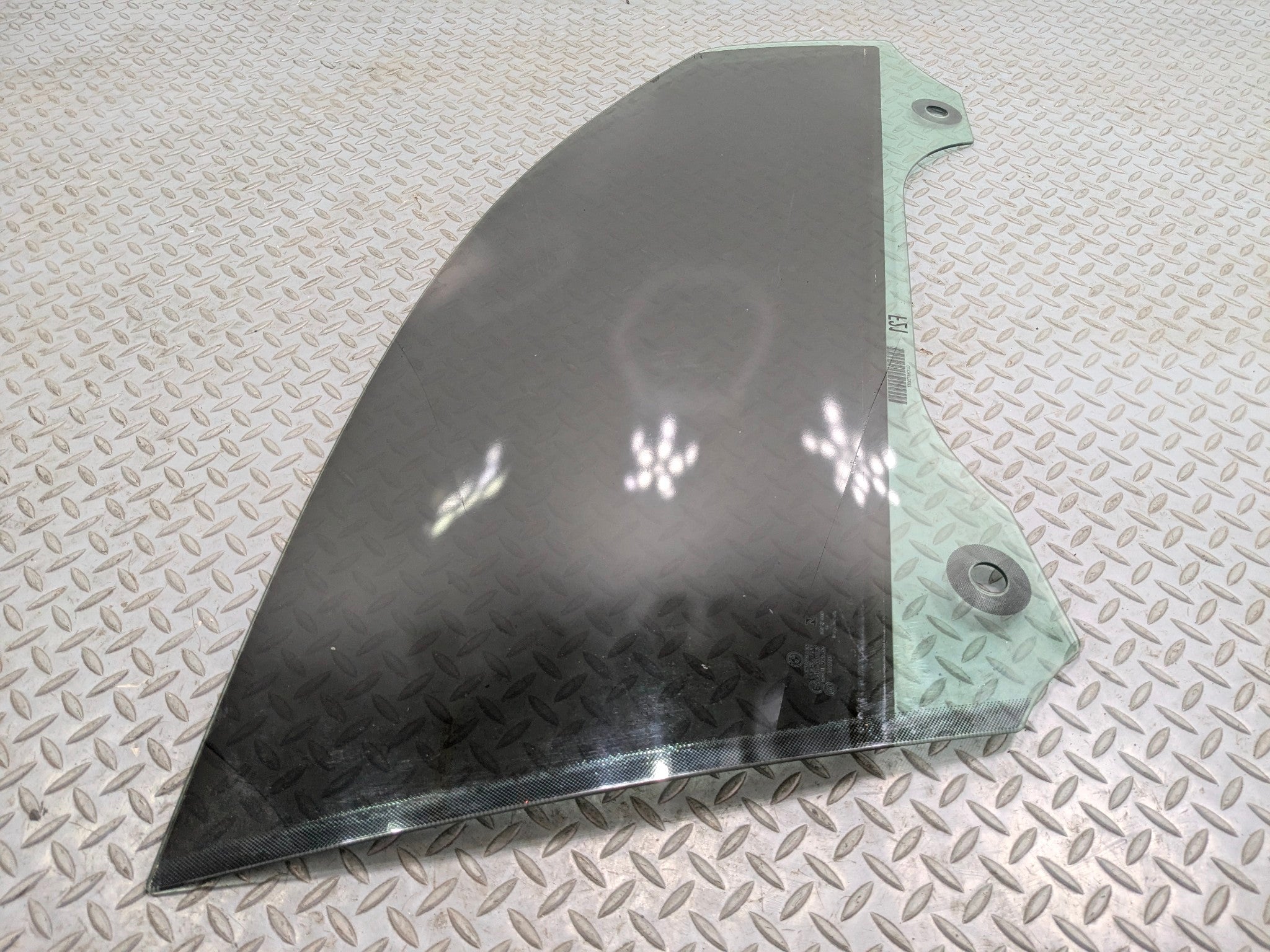 2014 - 2016 BMW 228I OEM DOOR WINDOW GLASS WITH PRIVACY TINT FRONT RIGHT SIDE