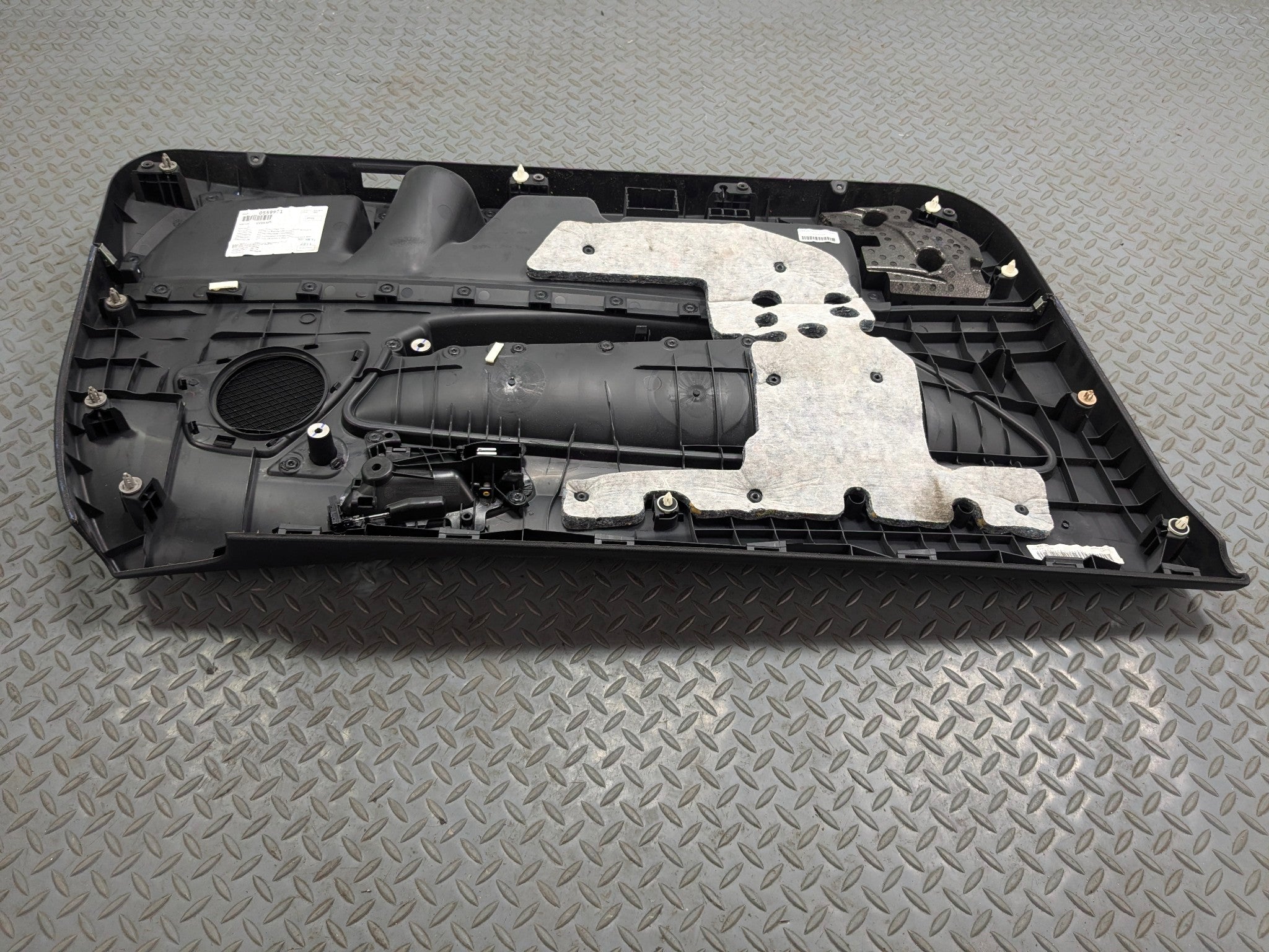 2014 - 2016 BMW 228I OEM DOOR TRIM PANEL INTERIOR FRONT RIGHT PASSENGER